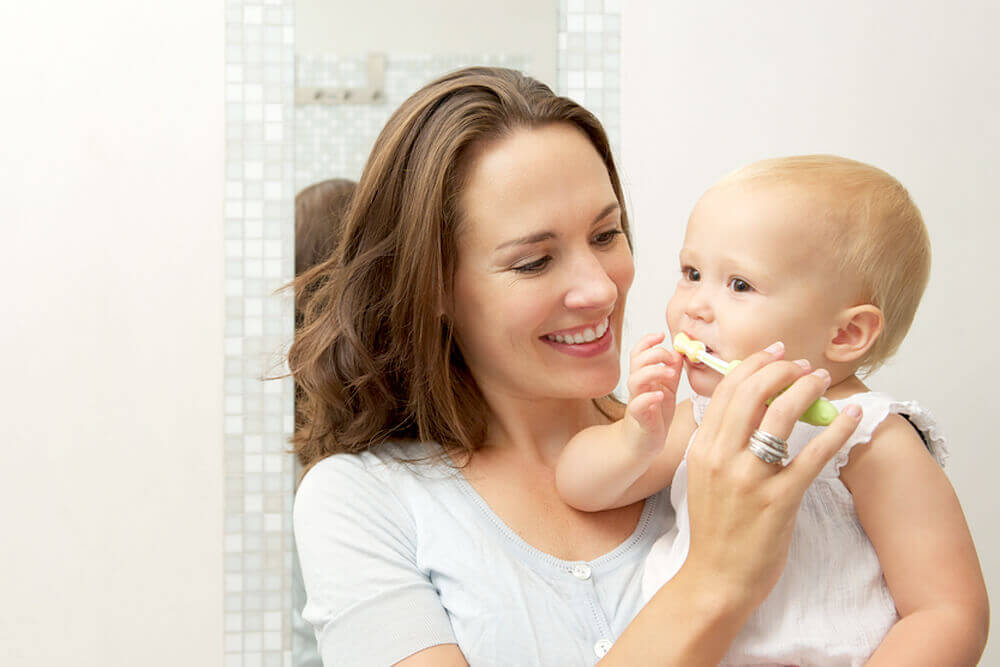 How to choose a toothbrush for your baby?